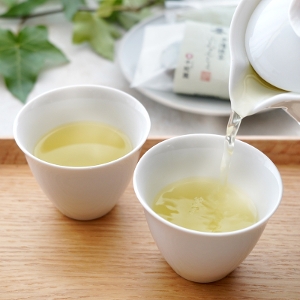 【季節限定】2023年新茶 宇治茶・近江茶　飲み比べセット 100ｇ（50g 2袋）
