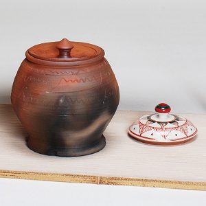茶道具 水指（水差・みずさし） 水指 南蛮芋頭 赤絵替蓋付 太仙窯