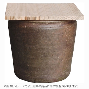 茶道具 水屋瓶（みずやがめ）  南蛮 切立 杉割蓋付●写真は一枚蓋ですが、実際は杉割蓋が付きます。 水屋瓶