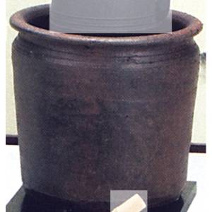 茶道具 火鉢 南蛮 水屋瓶兼用 写真は使用例です 商品名以外のものは別売です 釜 風炉 風炉釜 鉄瓶